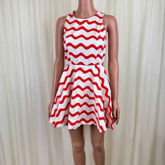 Women's Signature8 Fit & Flare Orange & White Wavy Stripe Skater Dress Sz Small - Picture 2 of 11